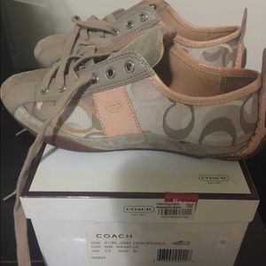Coach Janae sneaker